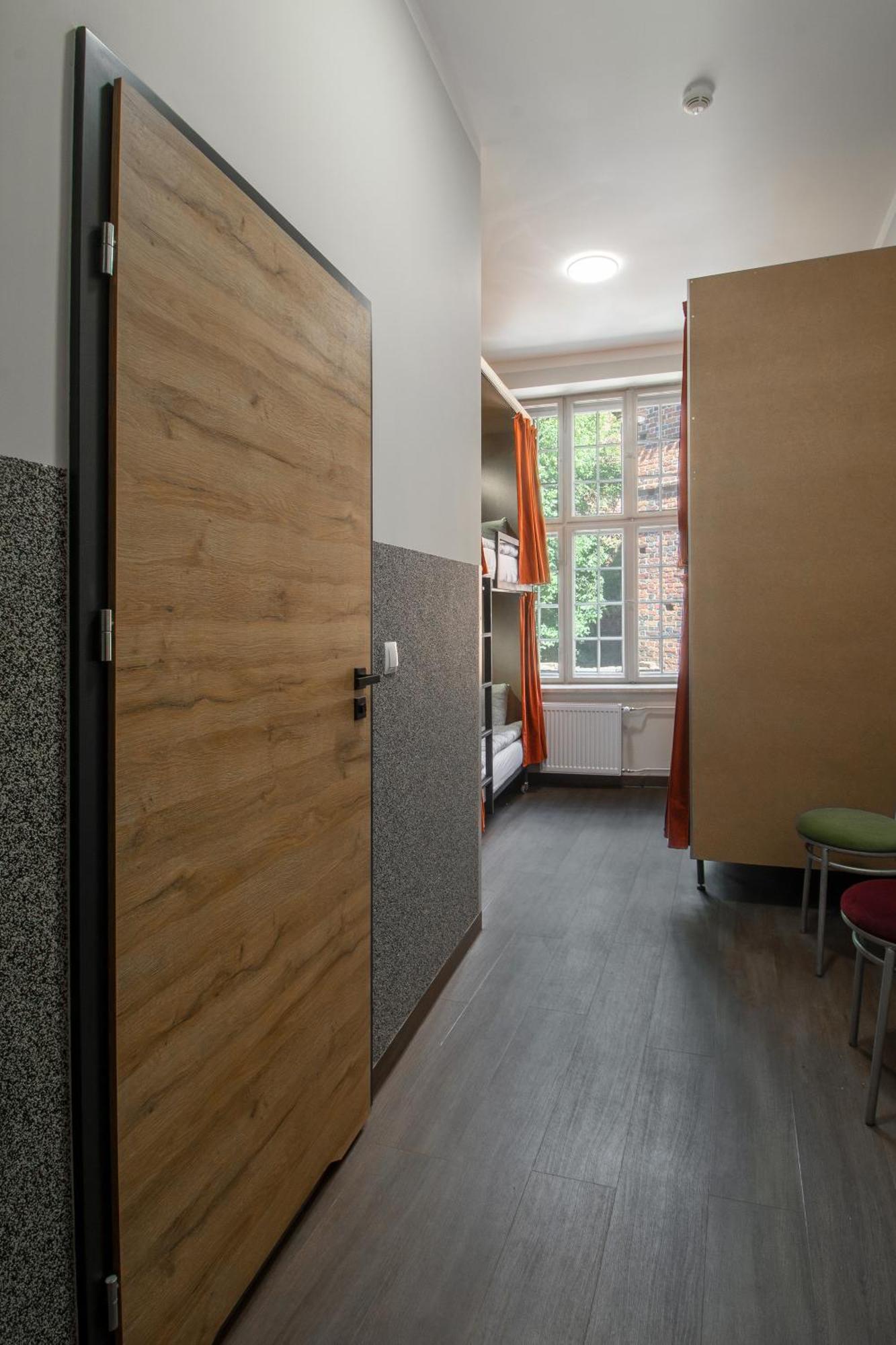 Happy Street Hostel Torun Exterior foto